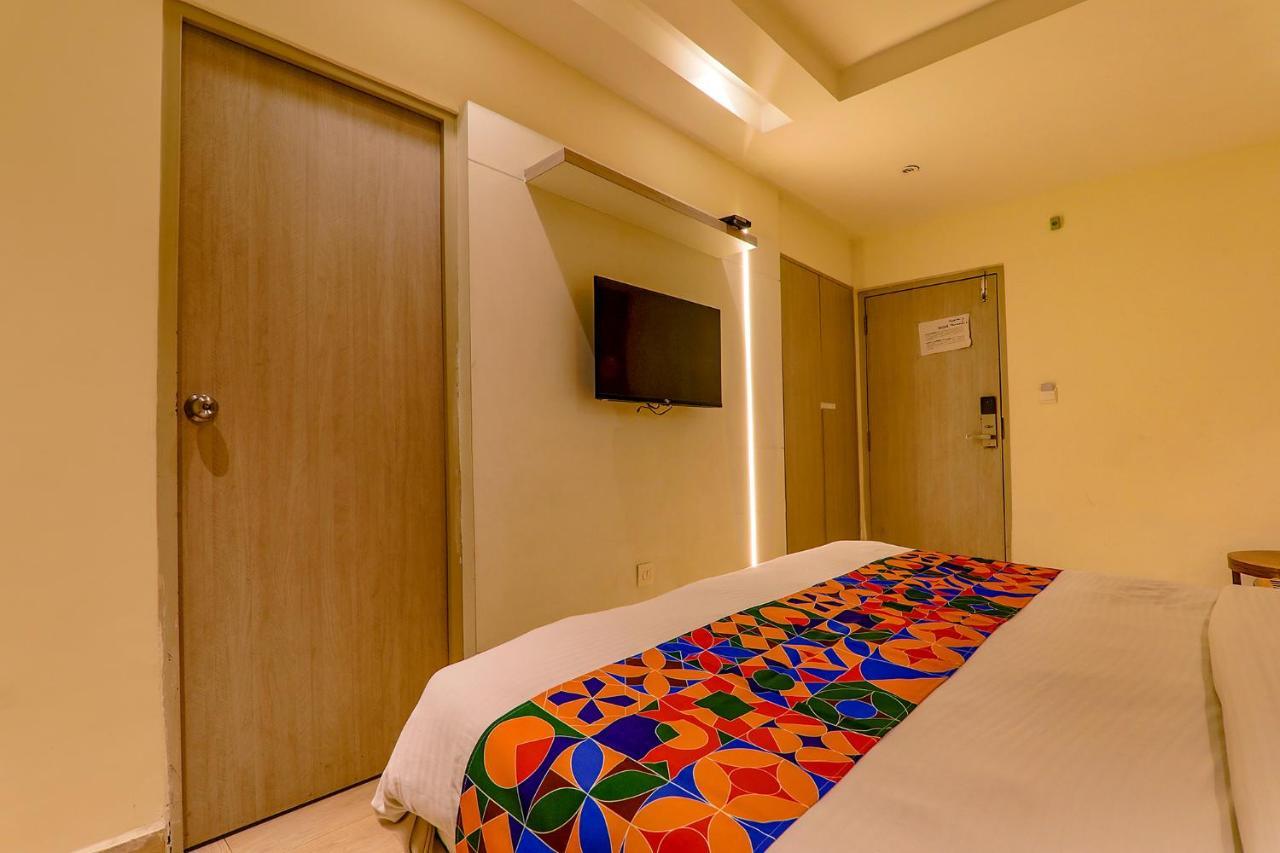 Townhouse Geetraj Near Shalimar Gateway Lucknow Hotel Luaran gambar