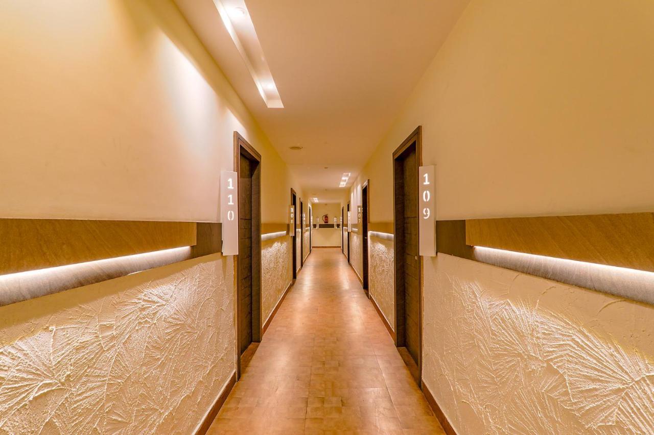 Townhouse Geetraj Near Shalimar Gateway Lucknow Hotel Luaran gambar