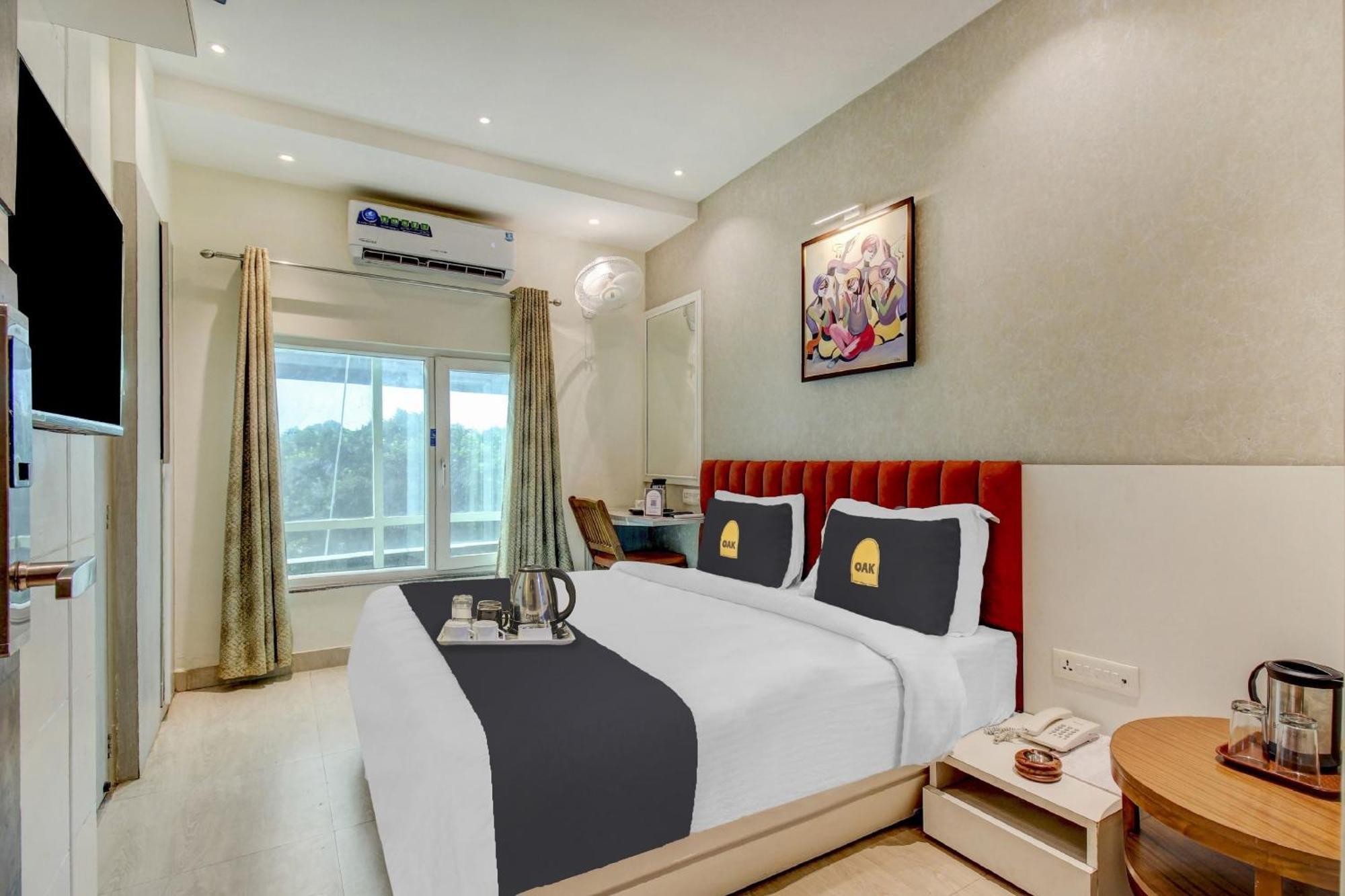 Super Townhouse Geetraj Near Shalimar Gateway Lucknow Hotel Luaran gambar