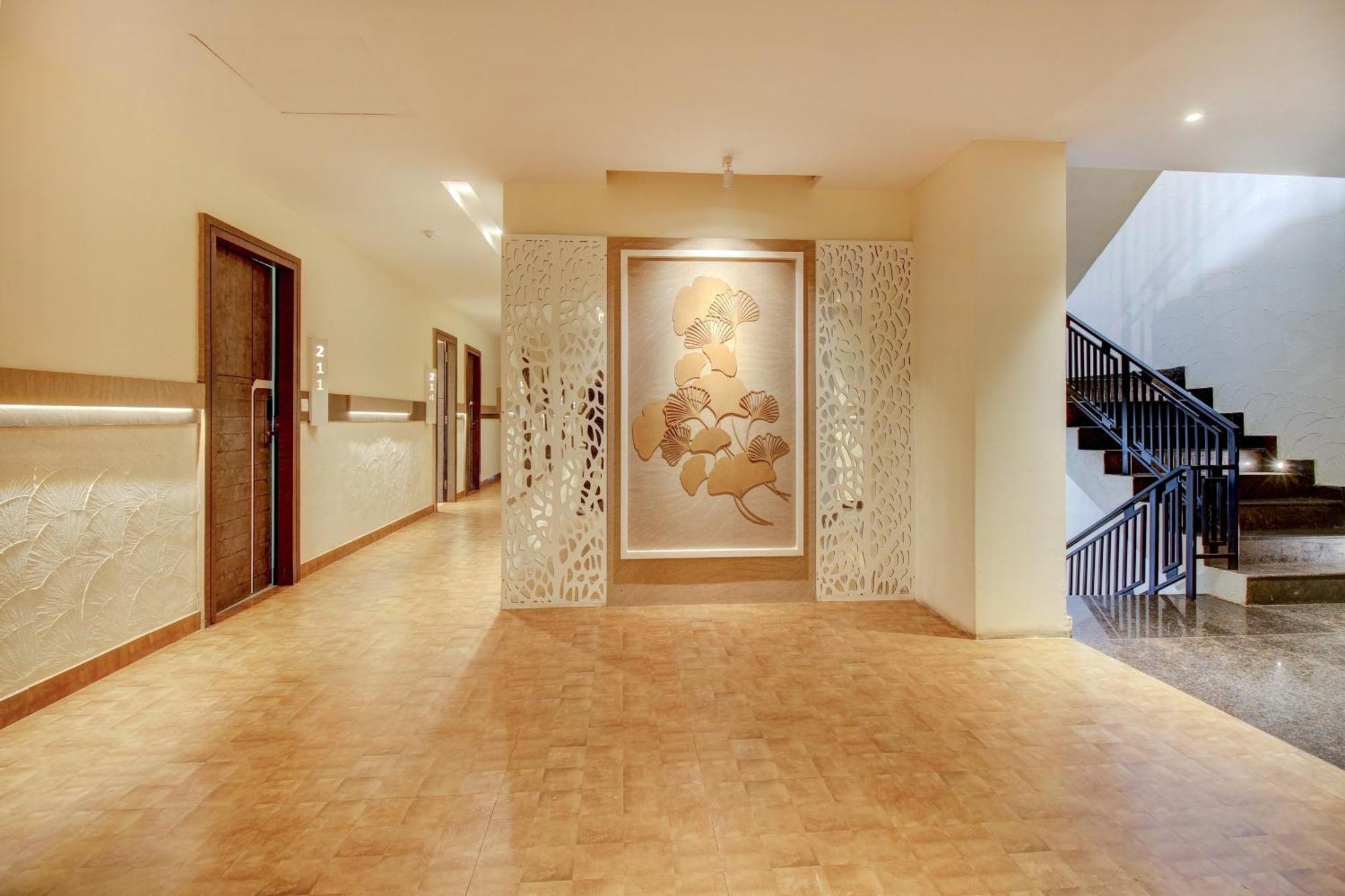 Townhouse Geetraj Near Shalimar Gateway Lucknow Hotel Luaran gambar