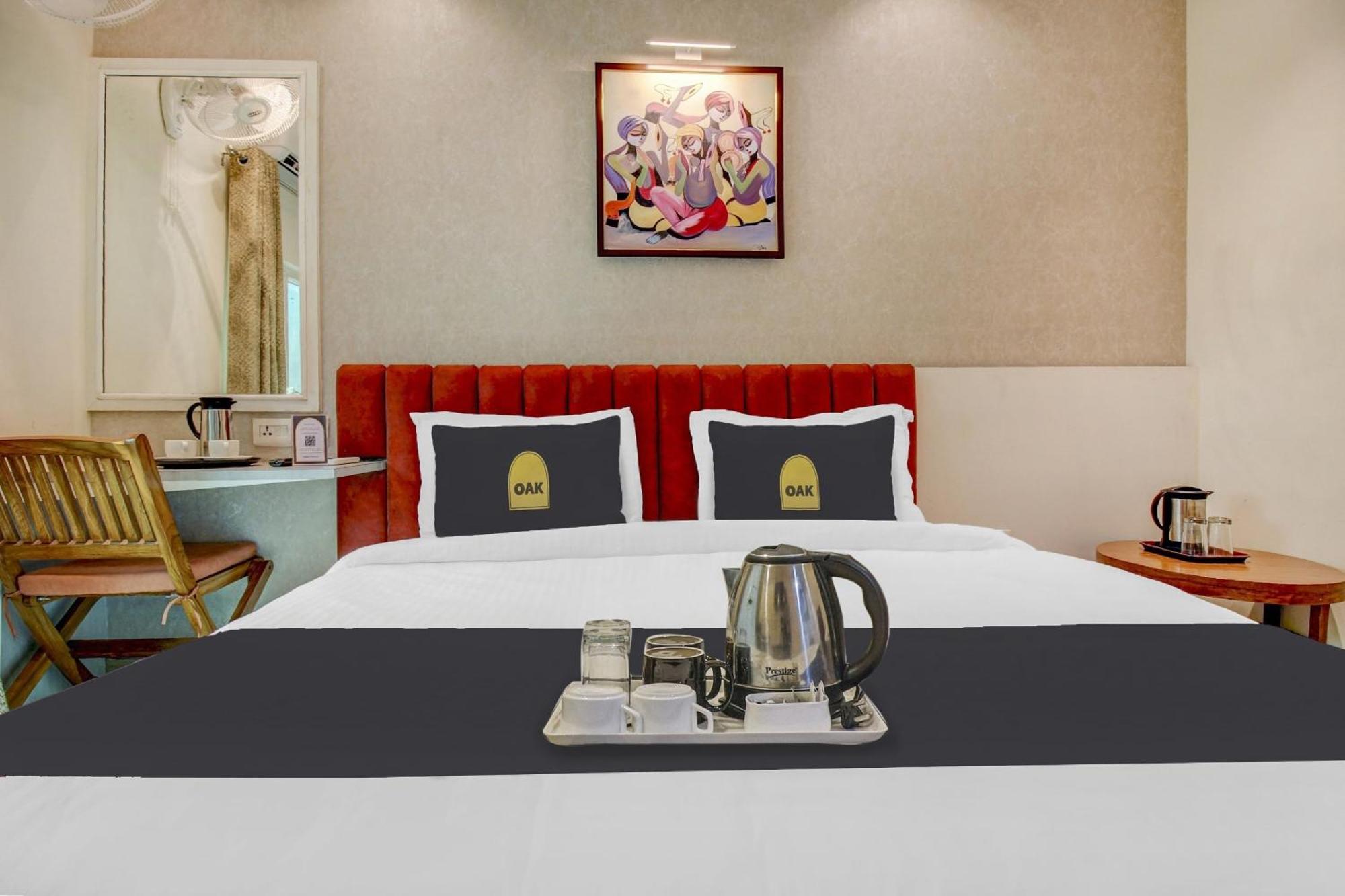 Super Townhouse Geetraj Near Shalimar Gateway Lucknow Hotel Luaran gambar
